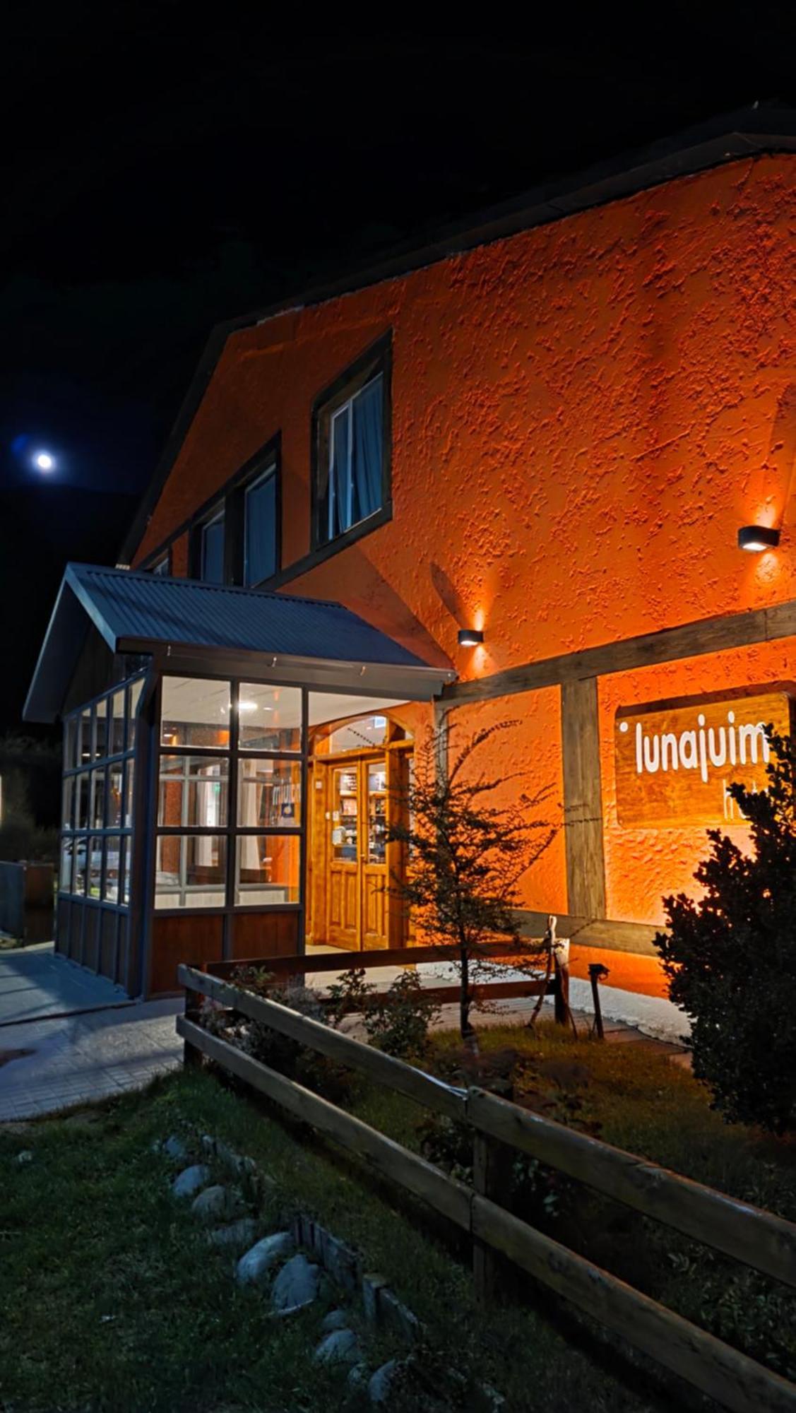Hotel Lunajuim El Chalten Exteriér fotografie